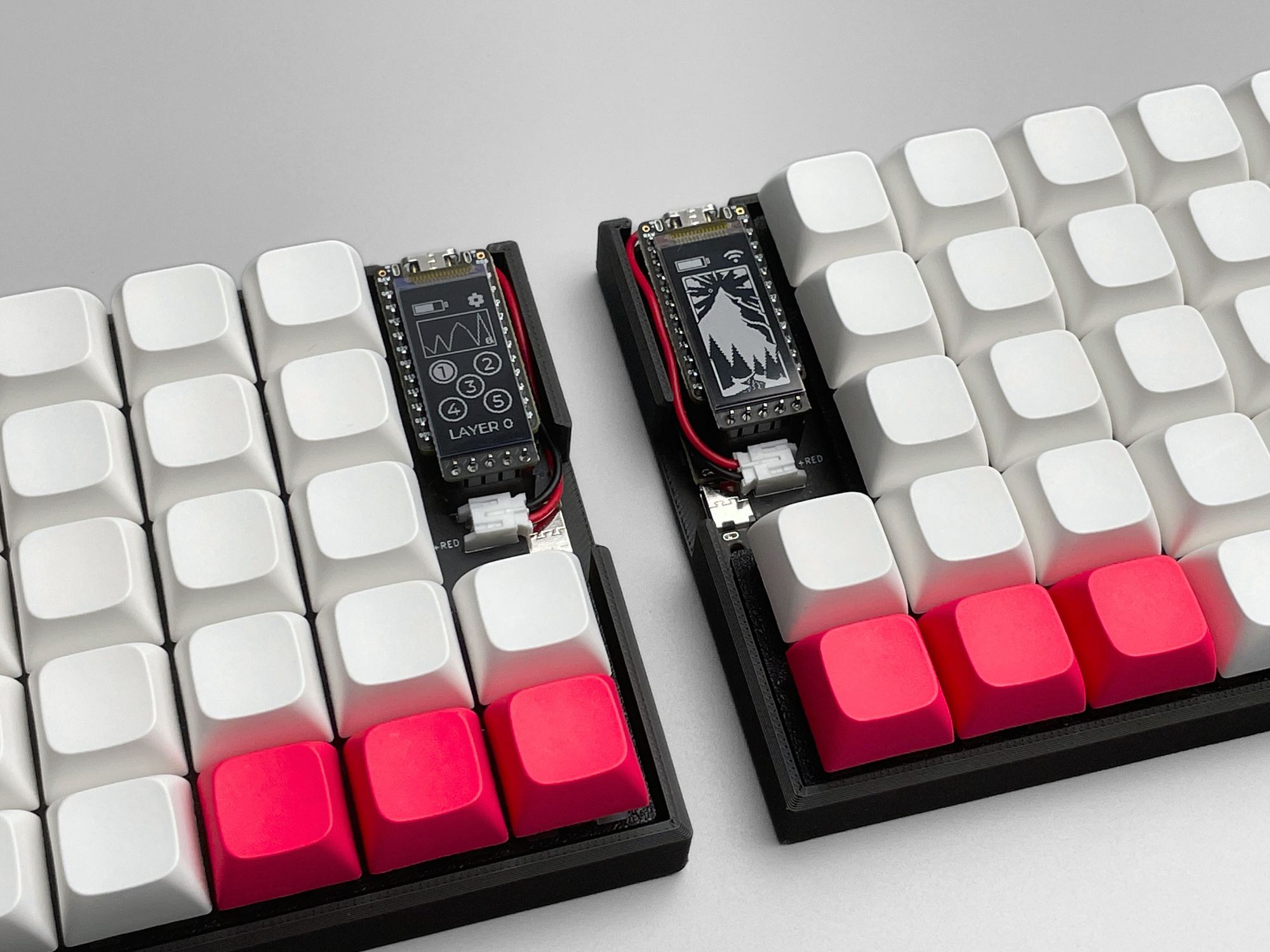 Wireless / Wired RP2040 FelixKeeb Split Keyboard