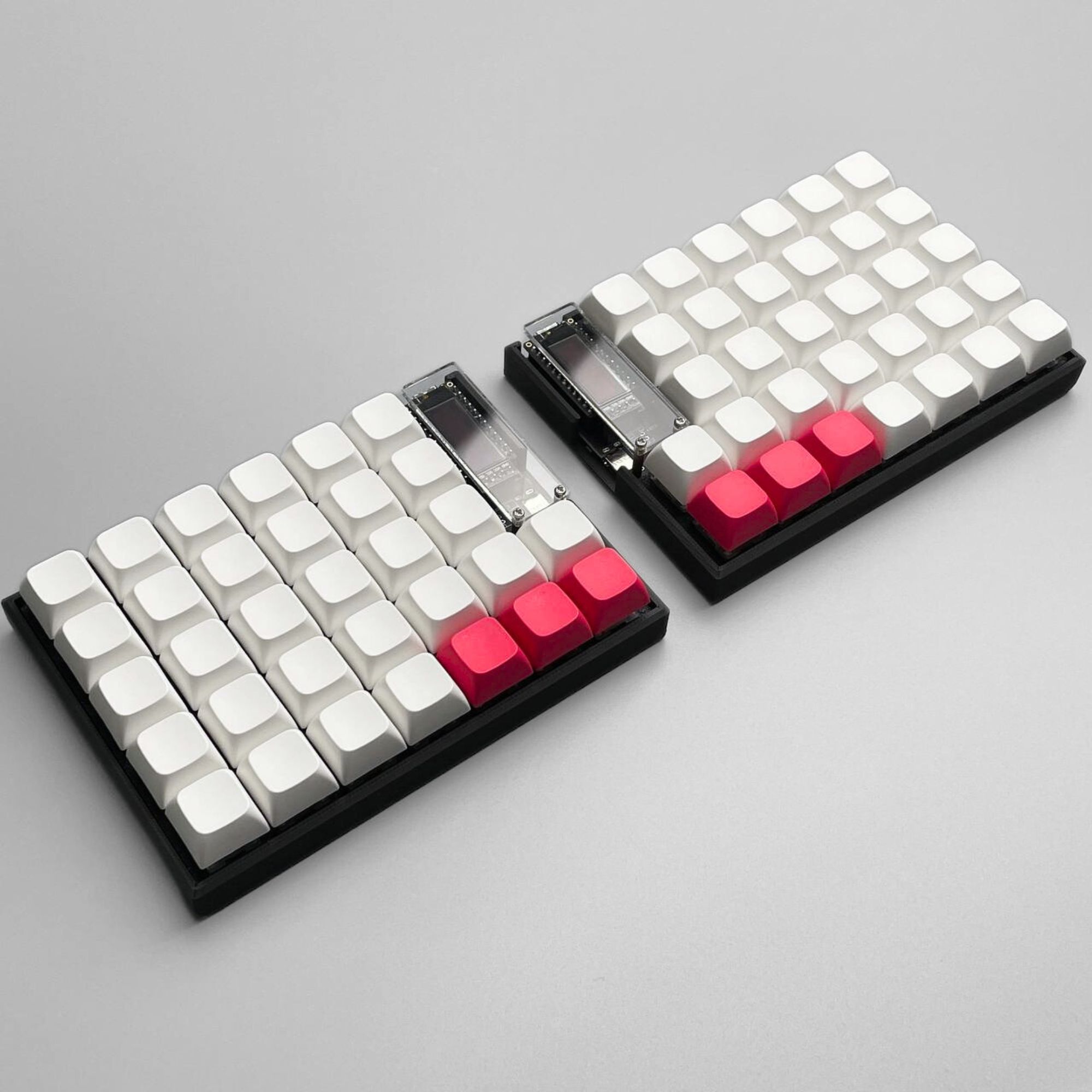 Wireless / Wired RP2040 FelixKeeb Split Keyboard